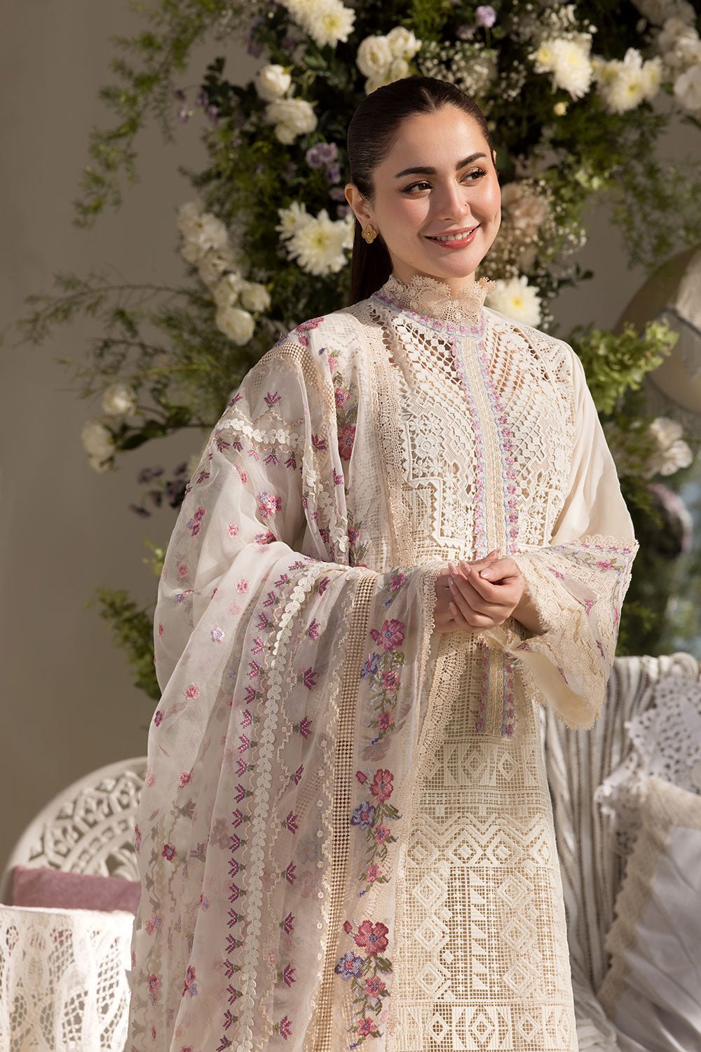 Sobia Nazir Luxury Lawn 2025 - 11B - Eemie's Studio