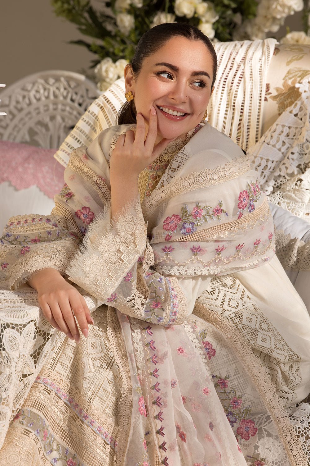 Sobia Nazir Luxury Lawn 2025 - 11B - Eemie's Studio